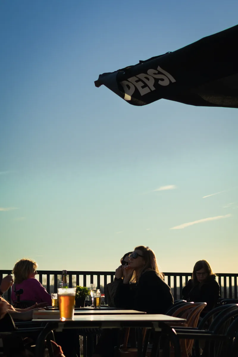 Fin de journée sur la terrasse