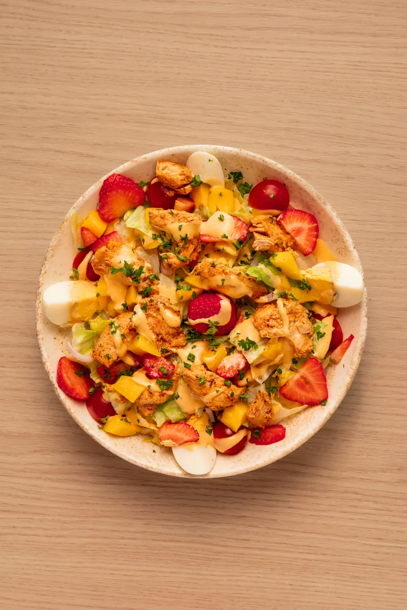 Salade fraîche et colorée