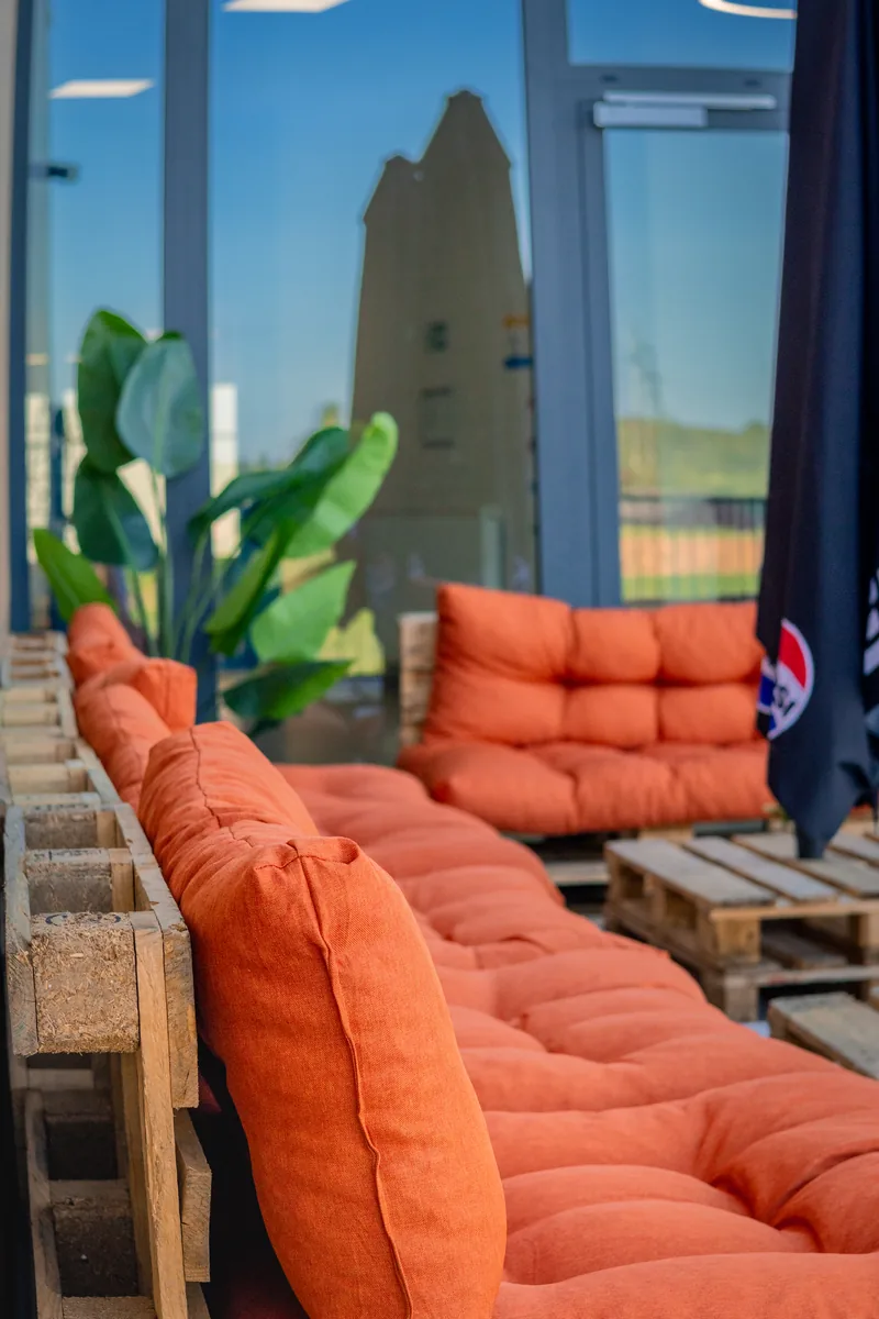 Coin lounge orange du 1370