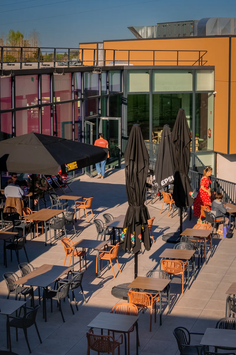 Terrasse du Centre sportif de la Gadale